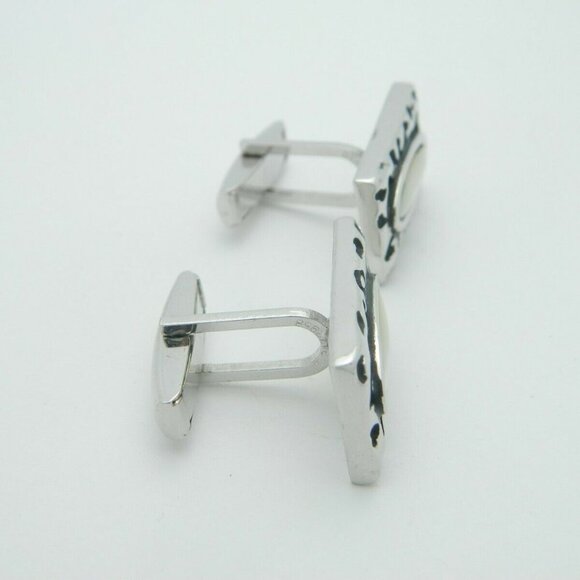 Mother of Pearl Silver Tone Textured Cufflinks Set - Picture 2 of 6